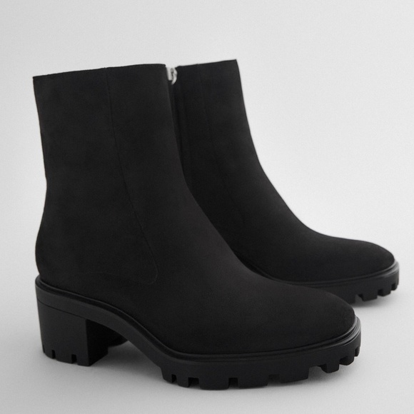 ZARA LUG SOLE HEELED ANKLE BOOTS BLOGGER FAVORITE - Picture 3 of 5